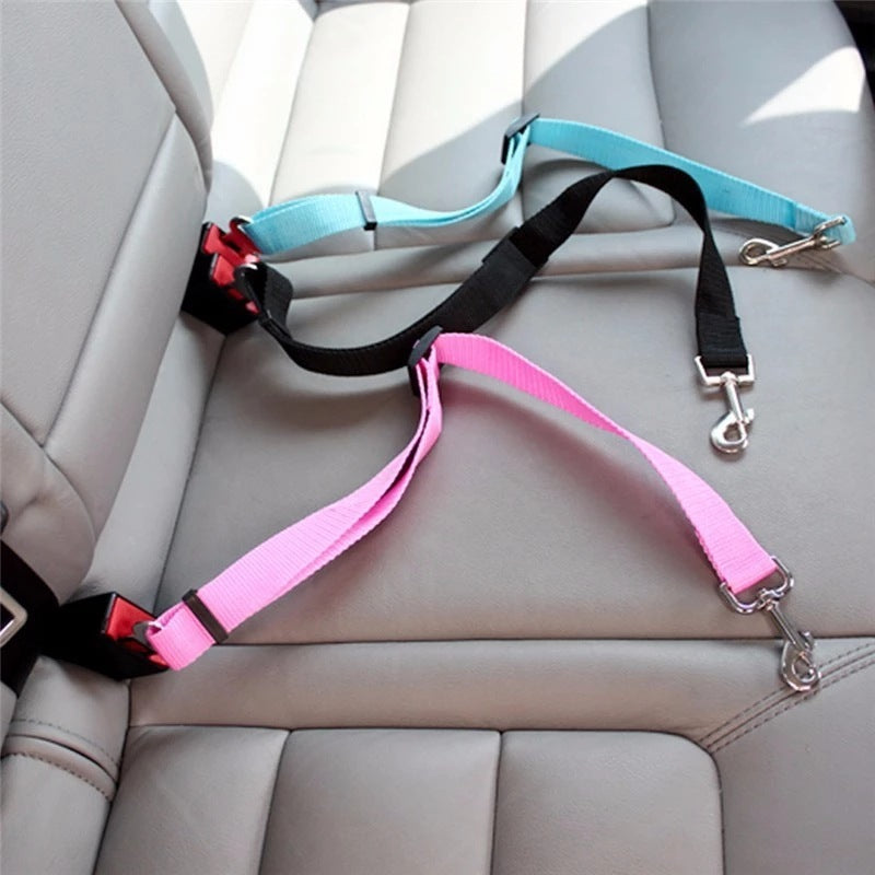 Adjustable Pet Seat Belt Harness – Car Safety Lead for Cats and Dogs, Vehicle Dog Harness with Clip for Secure Travel.